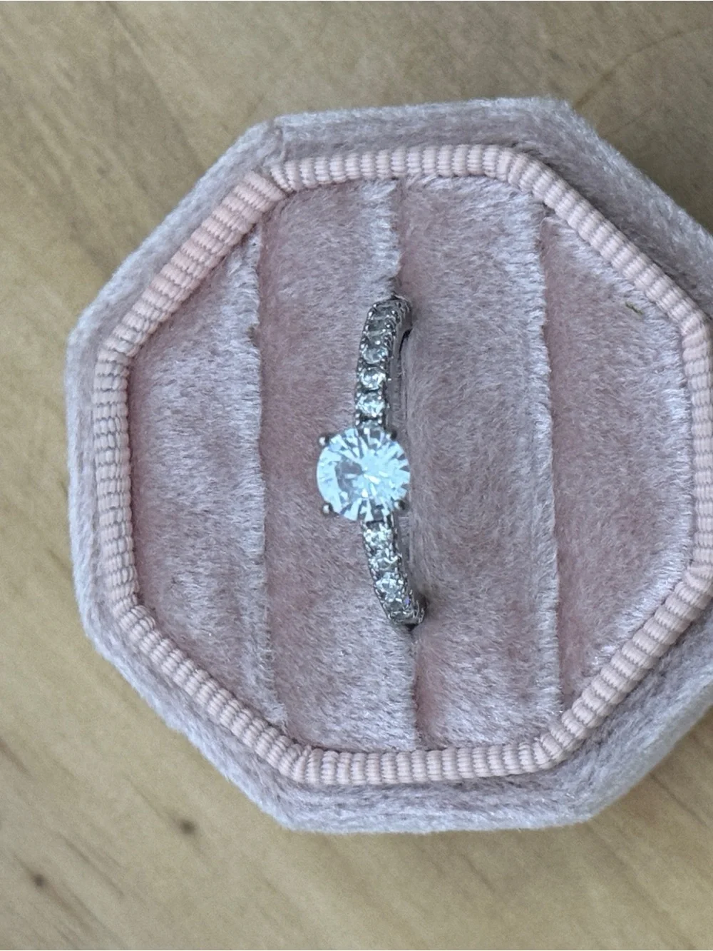 Classic Round-Cut Solitaire CZ women’s  Ring rhodium plated size 7.5